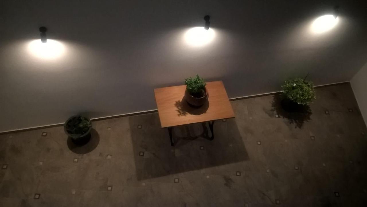 Gyrouli 1 Apartment Pera Gyalos Екстериор снимка