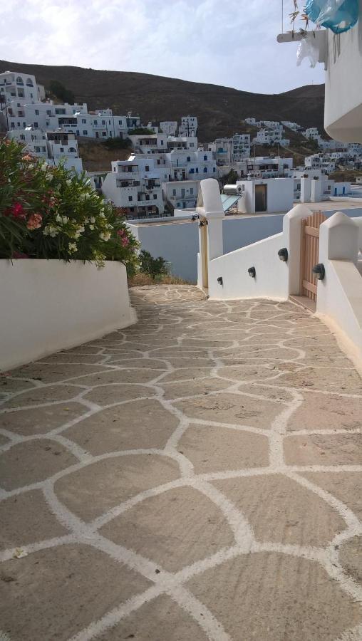 Gyrouli 1 Apartment Pera Gyalos Екстериор снимка