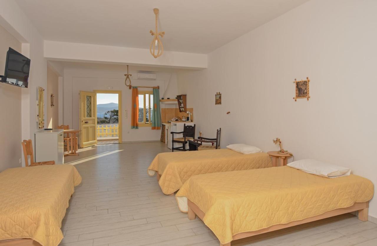 Gyrouli 1 Apartment Pera Gyalos Екстериор снимка