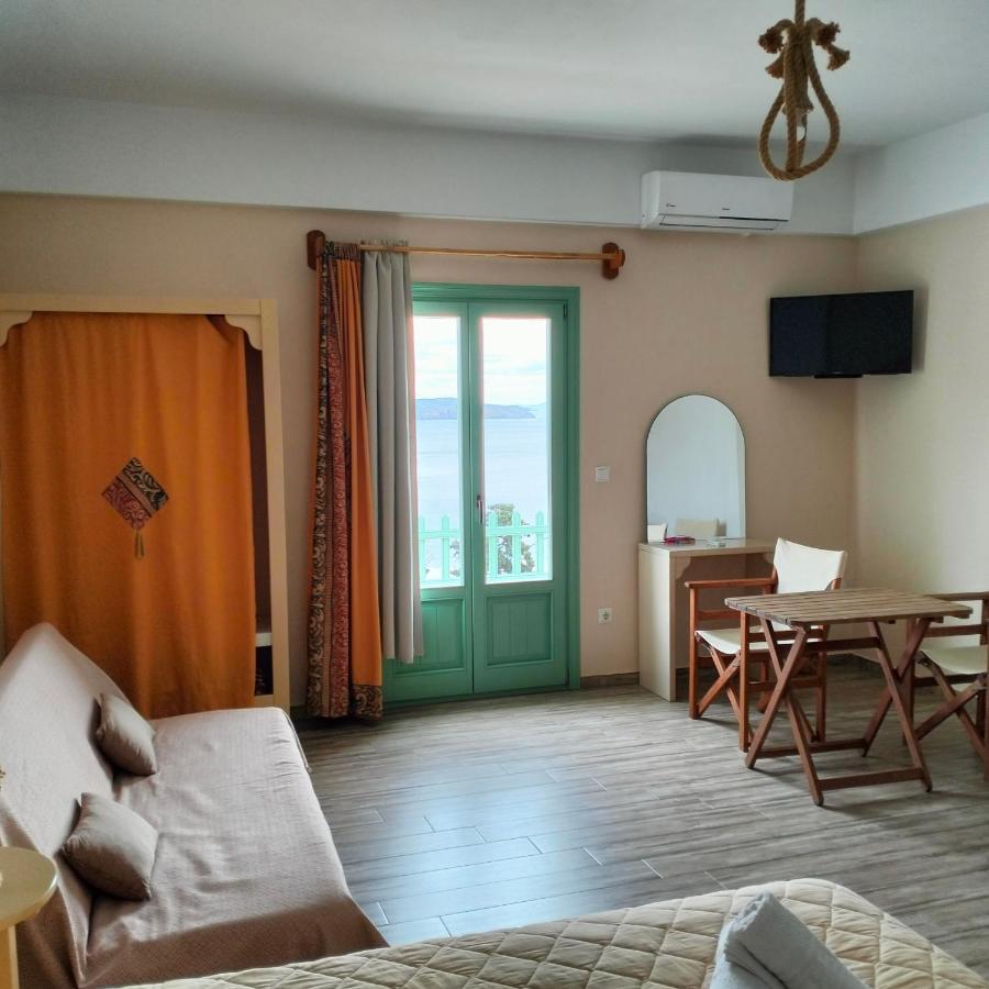 Gyrouli 1 Apartment Pera Gyalos Екстериор снимка