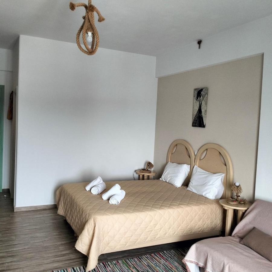 Gyrouli 1 Apartment Pera Gyalos Екстериор снимка